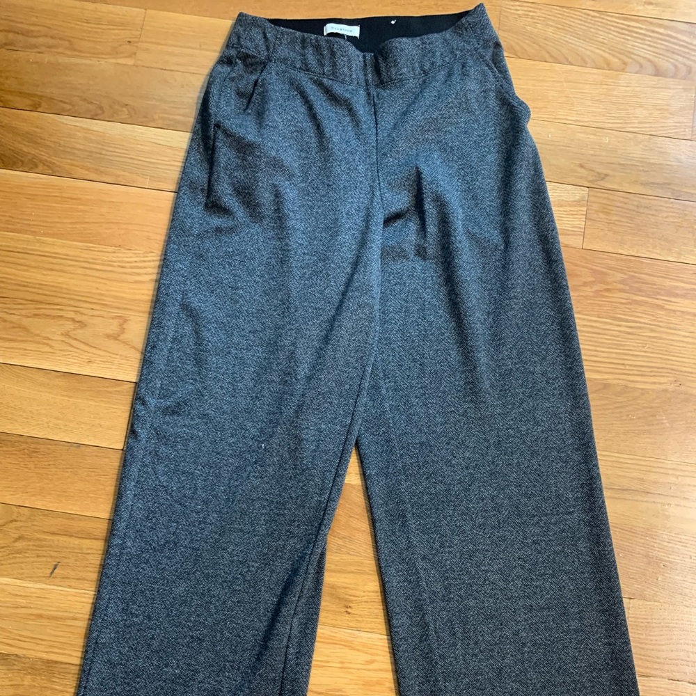 Max Studio Wide Leg Dress Pants. Great Condition. Size Small